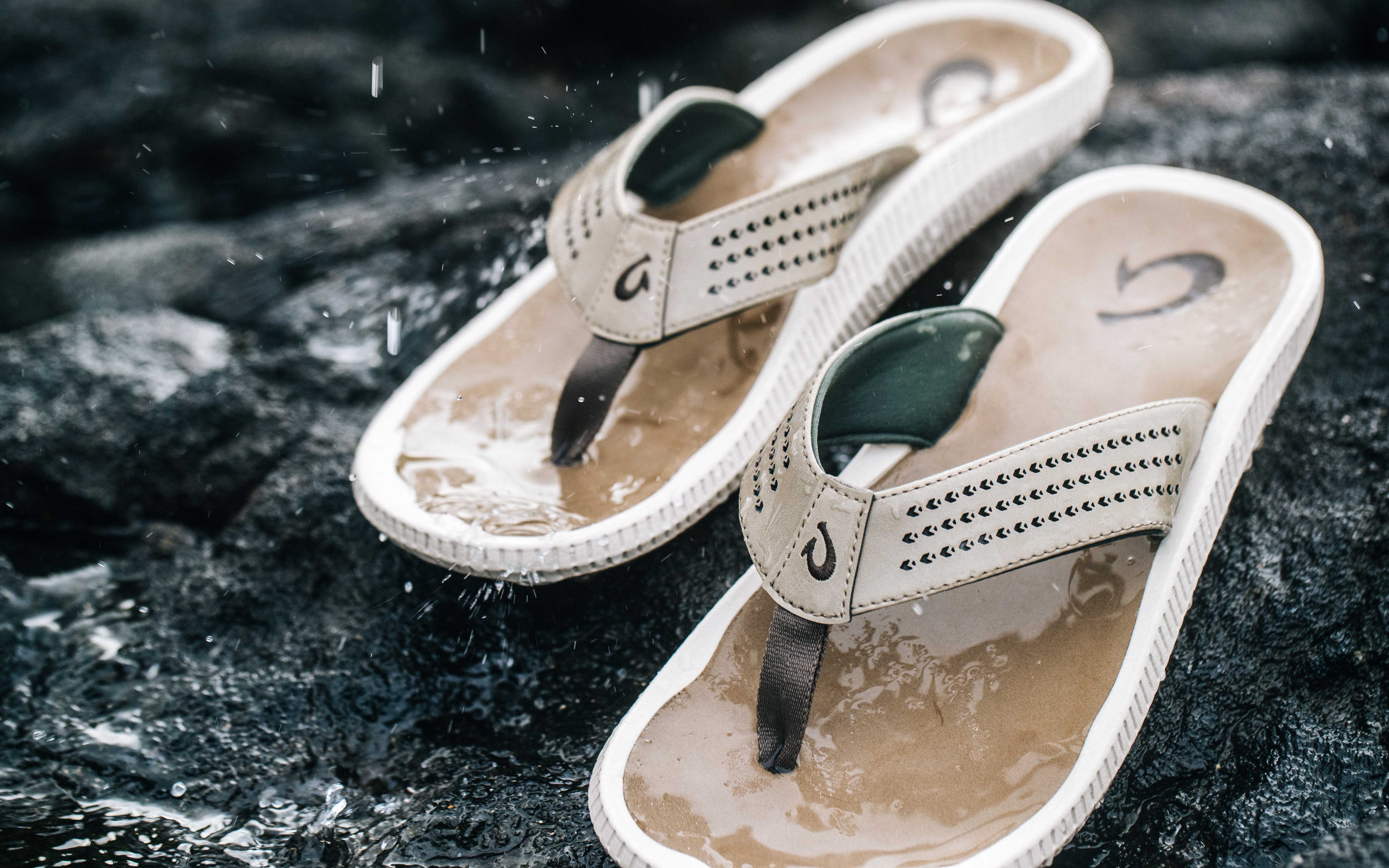 Auf Langlebigkeit ausgelegt: Strandsandalen von OluKai