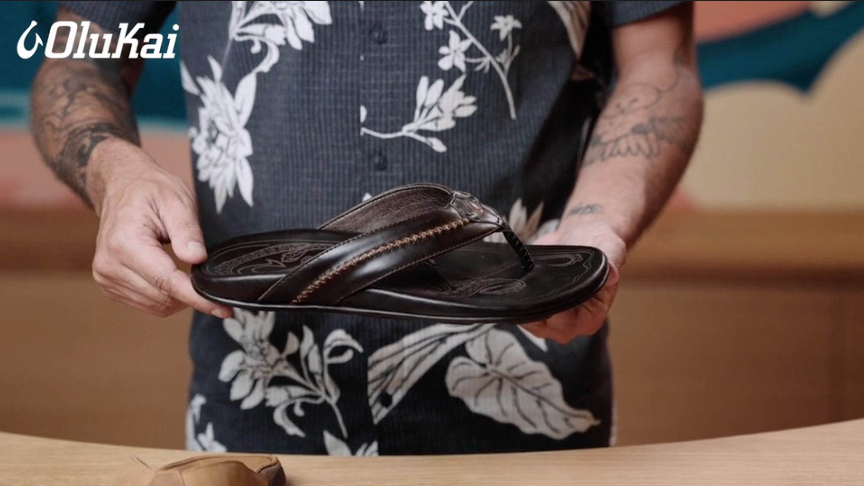 OluKai – So finden Sie die richtige Größe für unsere Ledersandalen
