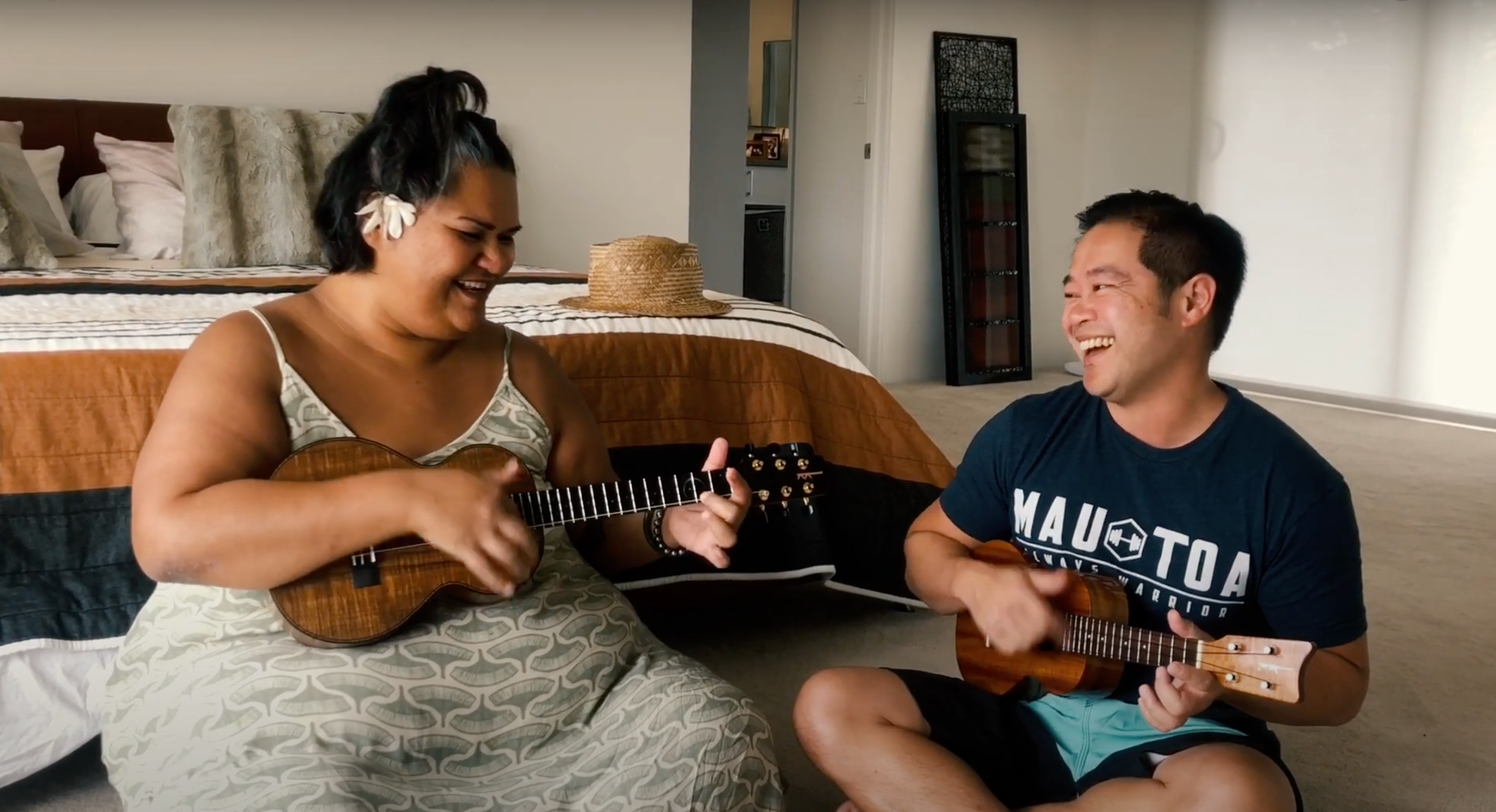 So spielst du „Hōkūleʻa – Star of Gladness“ mit Paula Fuga | OluKai